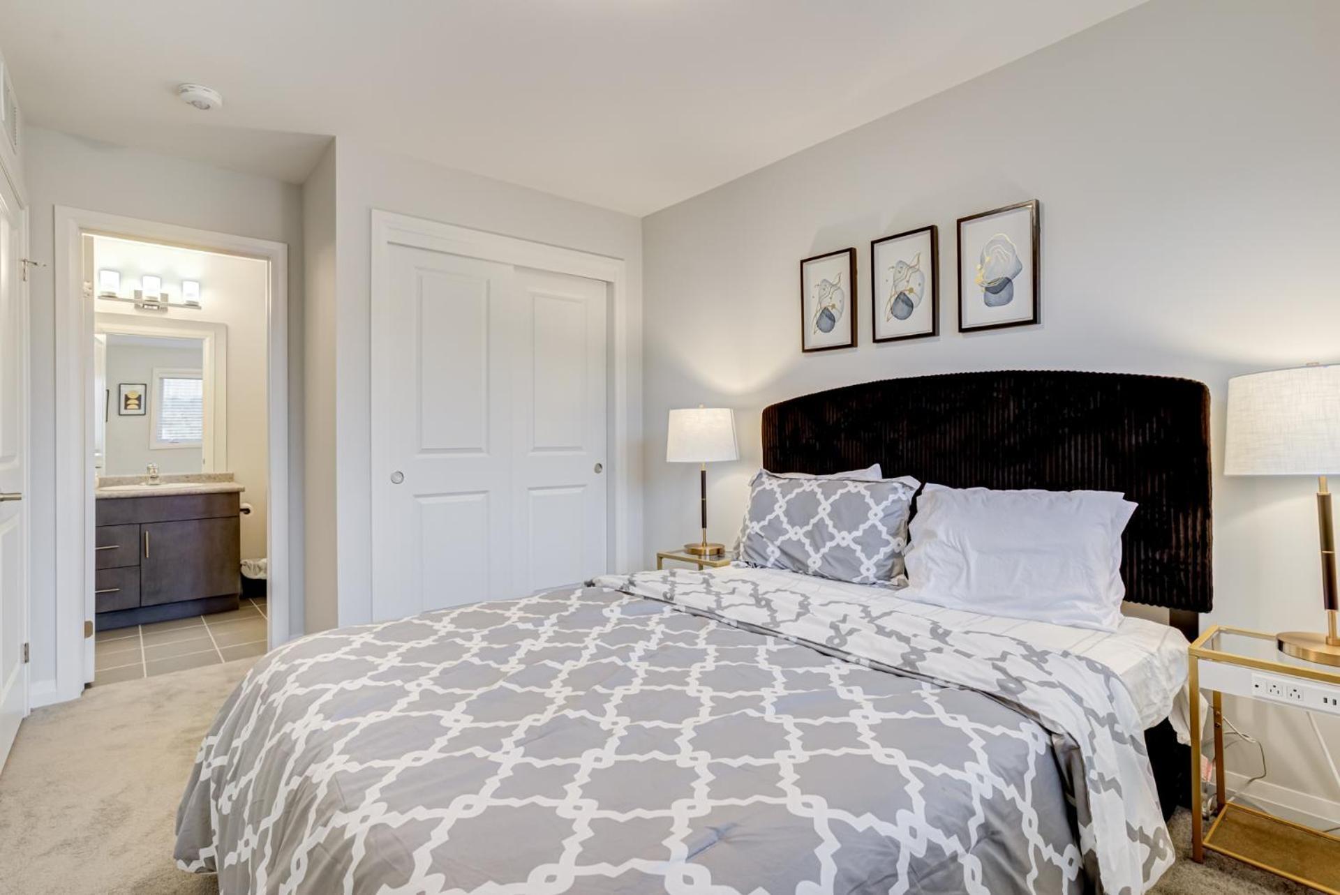 Luxury Living At The Falls - 4 Bed House Niagara Falls Exterior photo